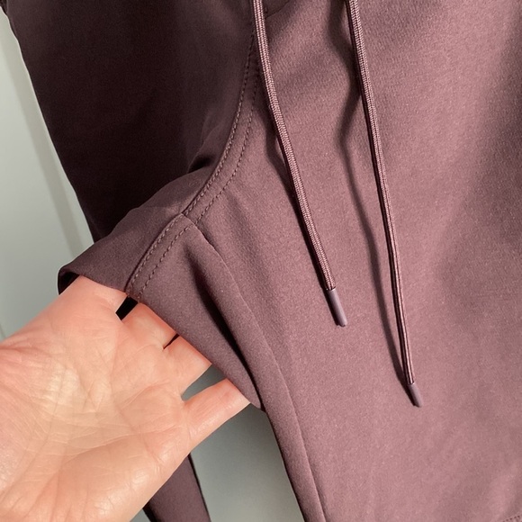 Old Navy Quick Dry Jogger - Picture 7 of 13